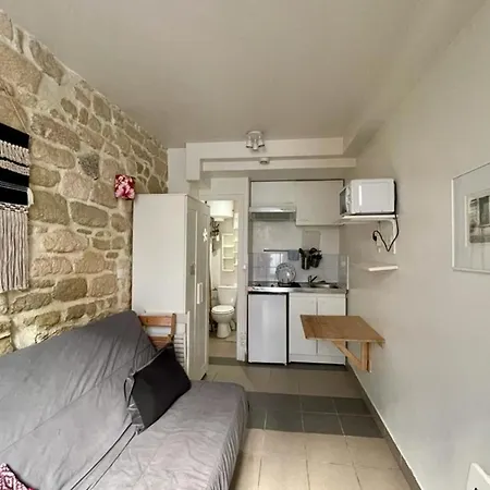 Charming Bright Studio Near Montmartre Apartment Paris